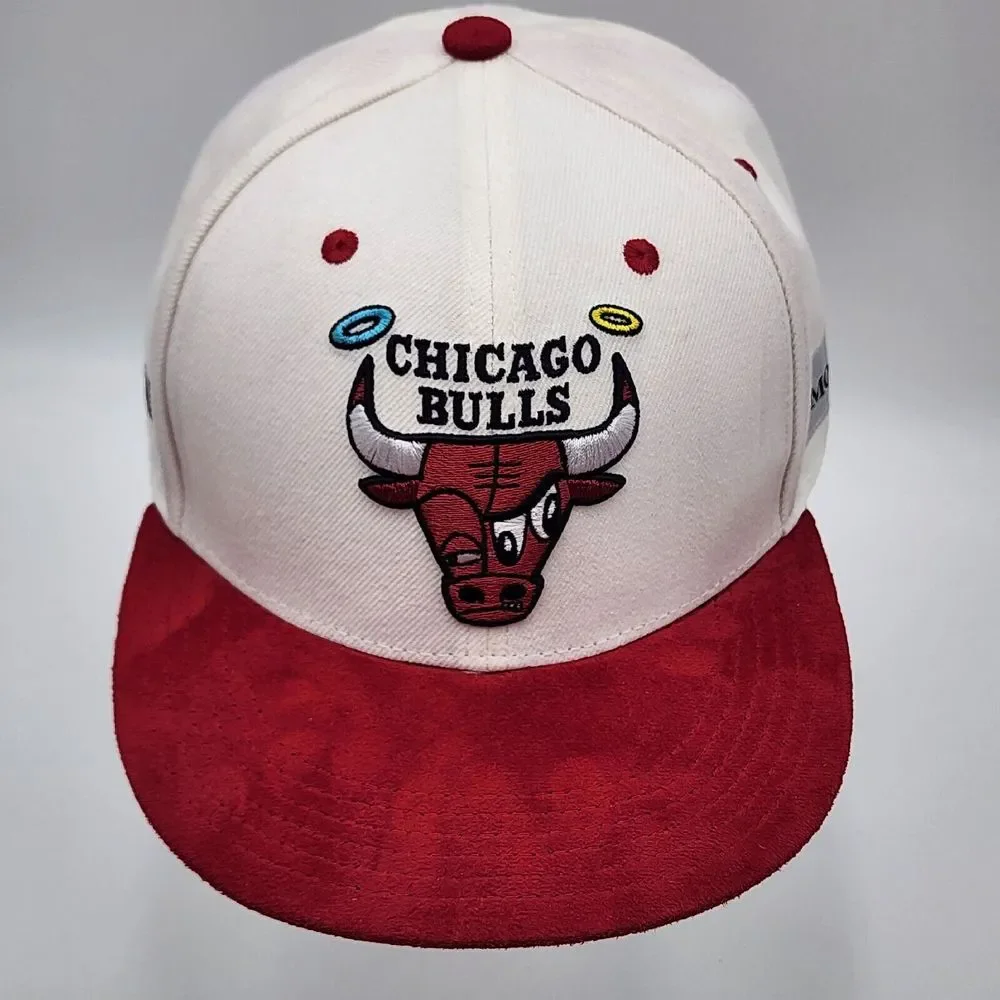 Chicago Bulls Melonwear‎ Hat 2021/22 Artist Hat Series Sergio Farfan Red White